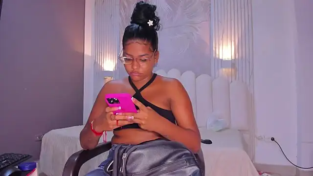 Snapshot of NastassjaCandy chatting on February 11, 2026, 7:58 pm NastassjaCandy online show from February 11, 2026, 7:58 pm