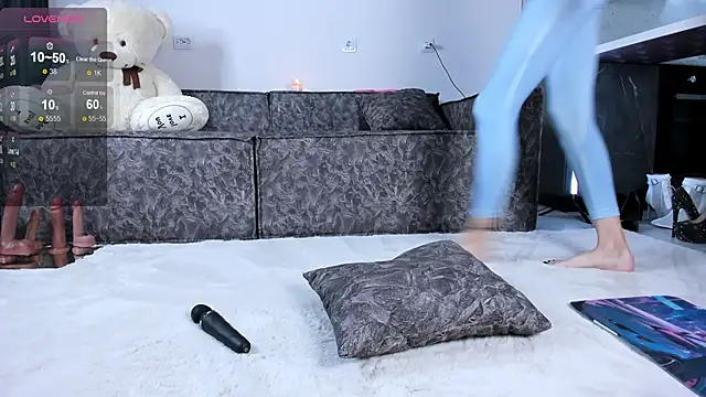 Snapshot of princess_ashley_ chatting on October 4, 2025, 6:42 pm princess ashley online show from October 4, 2025, 6:42 pm