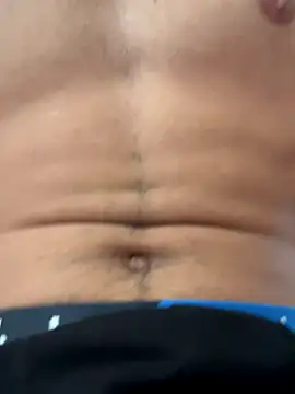 MuscleBoyy777 online show from October 21, 2025, 11:42 am