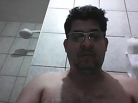 Snapshot of karatecobrakay2012 chatting on August 6, 2026, 10:32 am karatecobrakay2012 online show from August 6, 2026, 10:32 am
