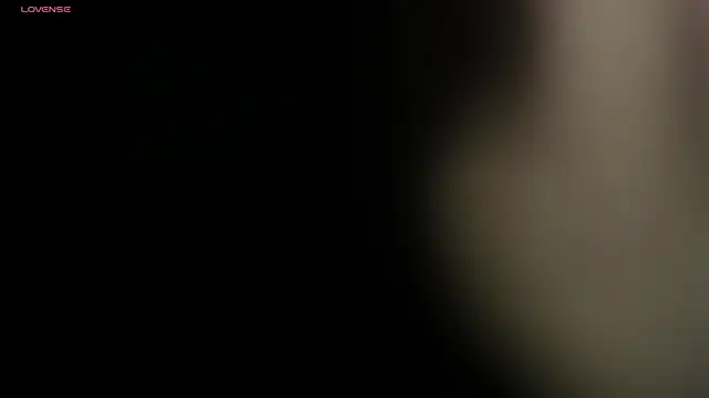 Snapshot of AlessaRomero chatting on January 5, 2026, 7:39 pm AlessaRomero online show from January 5, 2026, 7:39 pm