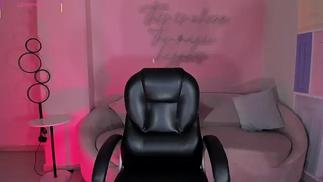 Snapshot of AlessaRomero chatting on January 17, 2026, 7:50 pm AlessaRomero online show from January 17, 2026, 7:50 pm