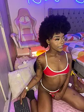 Snapshot of Miss_westt_ chatting on February 17, 2026, 5:49 am Miss westt online show from February 17, 2026, 5:49 am