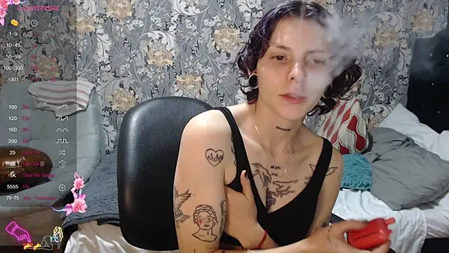 Snapshot of pretty_cristal69 chatting on June 2, 2026, 11:16 pm pretty cristal69 online show from June 2, 2026, 11:16 pm