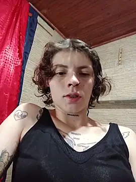 Snapshot of pretty_cristal69 chatting on December 14, 2025, 12:22 pm pretty cristal69 online show from December 14, 2025, 12:22 pm