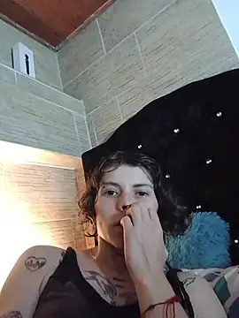 Snapshot of pretty_cristal69 chatting on October 24, 2025, 10:53 pm pretty cristal69 online show from October 24, 2025, 10:53 pm