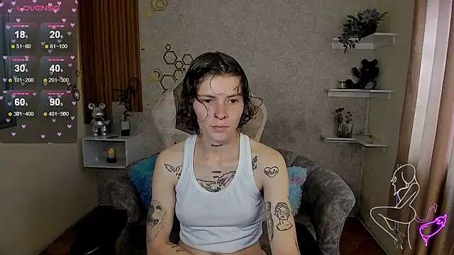 Snapshot of pretty_cristal69 chatting on November 23, 2025, 9:25 pm pretty cristal69 online show from November 23, 2025, 9:25 pm