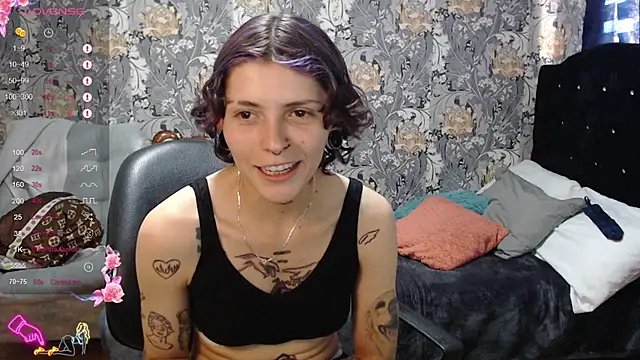Snapshot of pretty_cristal69 chatting on May 5, 2026, 9:40 pm pretty cristal69 online show from May 5, 2026, 9:40 pm