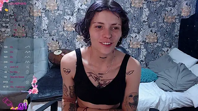 Snapshot of pretty_cristal69 chatting on June 15, 2026, 3:23 pm pretty cristal69 online show from June 15, 2026, 3:23 pm