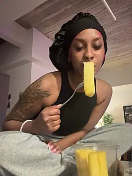 Your Paris online show from February 6, 2026, 3:24 am