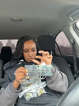 Your Paris online show from March 16, 2026, 5:59 pm