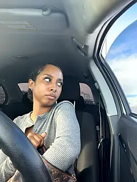 Your Paris online show from January 12, 2026, 7:31 pm