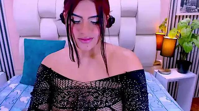 Snapshot of sarah_cream chatting on May 22, 2026, 1:47 am sarah cream online show from May 22, 2026, 1:47 am