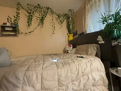 magicalc00ch online show from September 28, 2025, 10:06 pm