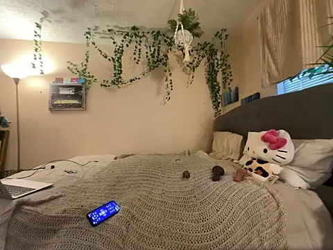 magicalc00ch online show from February 10, 2026, 11:26 pm