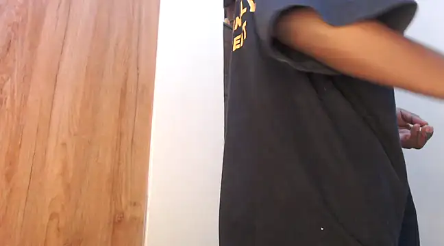 Snapshot of wetpussy_ebony chatting on February 28, 2025, 6:21 am wetpussy ebony online show from February 28, 2025, 6:21 am