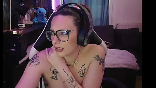 Snapshot of Citron2 chatting on March 11, 2025, 1:23 pm Citron2 online show from March 11, 2025, 1:23 pm