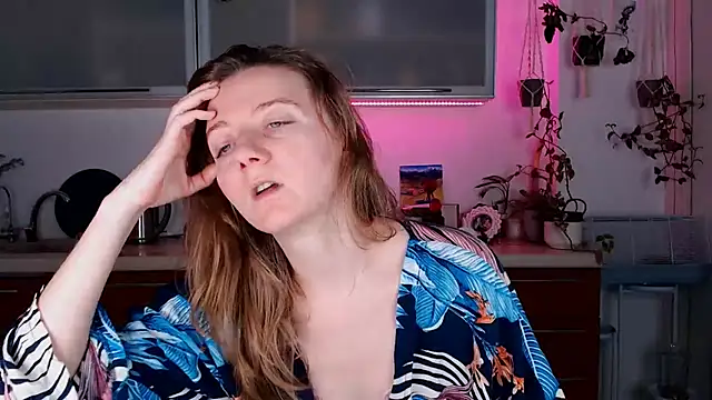 Snapshot of Elly_Helly chatting on December 8, 2024, 8:04 pm Elly Helly online show from December 8, 2024, 8:04 pm