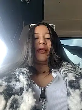 Cristal  04 online show from April 12, 2026, 2:20 pm