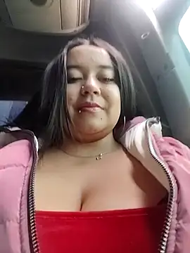 Cristal  04 online show from December 17, 2025, 5:51 pm