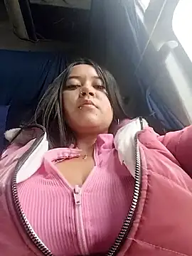 Cristal  04 online show from December 3, 2025, 4:06 pm