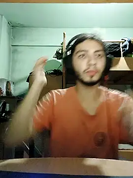 kleineid77 online show from October 28, 2025, 9:58 pm