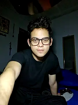 Josudaln2 online show from November 18, 2025, 8:56 pm