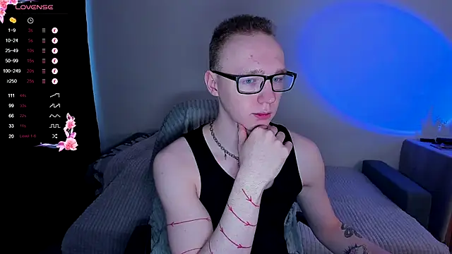 Alex silents online show from November 20, 2025, 4:24 am