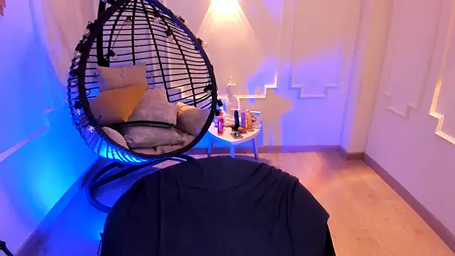 Snapshot of Sheryl_Hamilton chatting on March 22, 2025, 12:35 pm Sheryl Hamilton online show from March 22, 2025, 12:35 pm