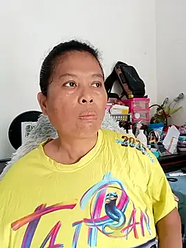 Fon Bigboobs online show from October 1, 2025, 5:01 am