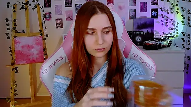 AliceCharmy online show from January 26, 2025, 2:08 pm