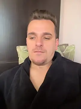 Snapshot of Huge_cock22cm chatting on April 25, 2026, 7:00 am Huge cock22cm online show from April 25, 2026, 7:00 am