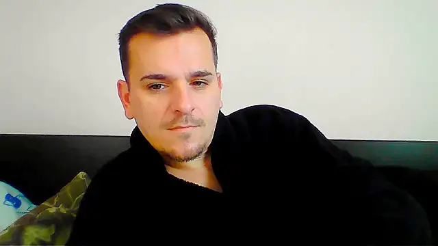 Snapshot of Huge_cock22cm chatting on December 15, 2025, 8:09 am Huge cock22cm online show from December 15, 2025, 8:09 am