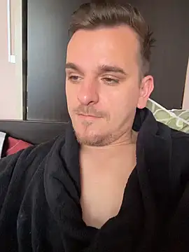 Snapshot of Huge_cock22cm chatting on May 22, 2026, 6:44 am Huge cock22cm online show from May 22, 2026, 6:44 am