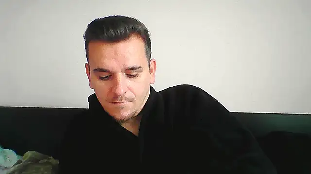 Snapshot of Huge_cock22cm chatting on November 7, 2025, 8:19 am Huge cock22cm online show from November 7, 2025, 8:19 am