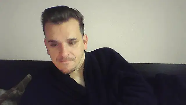 Snapshot of Huge_cock22cm chatting on November 27, 2025, 8:26 am Huge cock22cm online show from November 27, 2025, 8:26 am