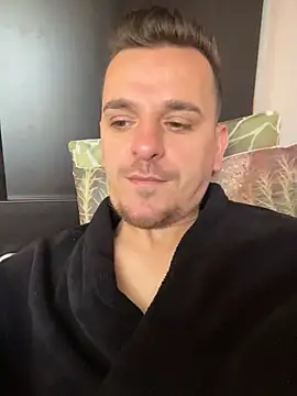 Snapshot of Huge_cock22cm chatting on May 29, 2026, 6:41 am Huge cock22cm online show from May 29, 2026, 6:41 am