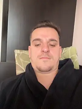 Huge cock22cm online show from March 3, 2026, 11:17 am