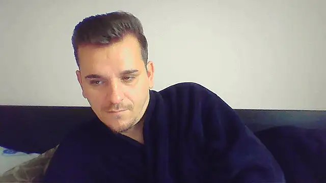 Huge cock22cm online show from December 20, 2025, 9:56 am