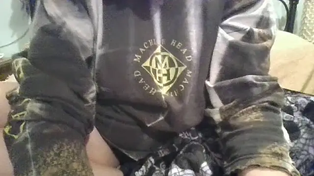 MissKisu online show from December 3, 2025, 10:53 pm