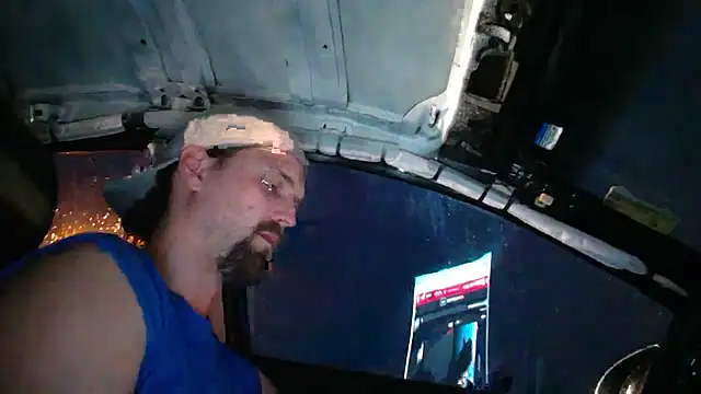 VitaminDrewFl online show from January 8, 2026, 11:49 am