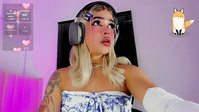 ladytslatina online show from March 16, 2026, 5:44 am