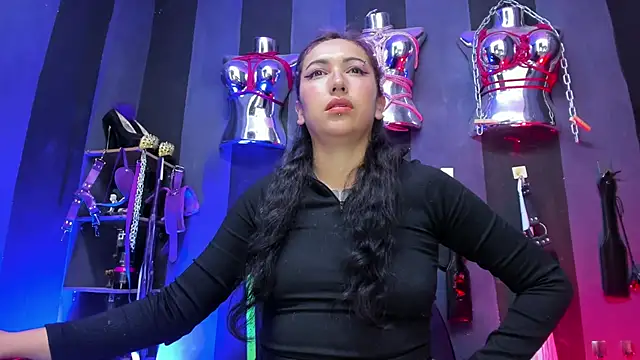 Snapshot of LucyStrike_ chatting on September 25, 2025, 11:00 pm LucyStrike online show from September 25, 2025, 11:00 pm