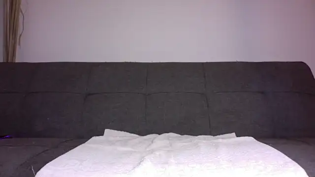 Snapshot of Luccreccia_ chatting on January 19, 2025, 4:46 pm Luccreccia  online show from January 19, 2025, 4:46 pm