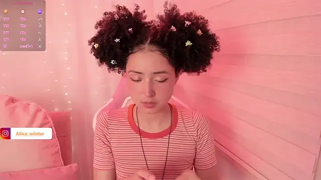 Alice winter  online show from December 2, 2025, 6:09 pm