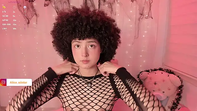 Alice winter  online show from October 18, 2025, 7:05 pm