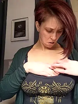 Loona-Lexxington online show from March 19, 2025, 7:49 pm