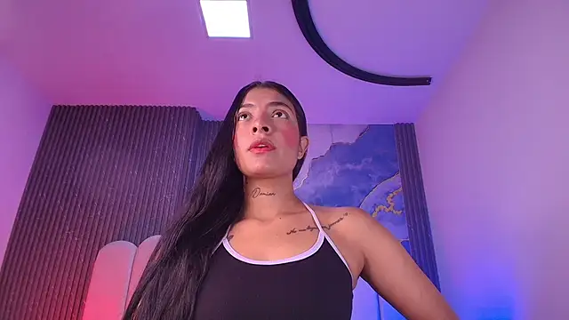 hot dione online show from April 8, 2026, 7:15 pm