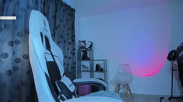 satanbabee online show from March 22, 2025, 10:59 pm