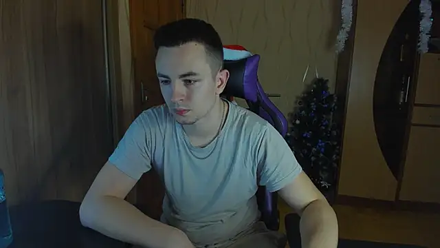 Snapshot of bigmark033 chatting on January 10, 2025, 10:39 am bigmark033 online show from January 10, 2025, 10:39 am